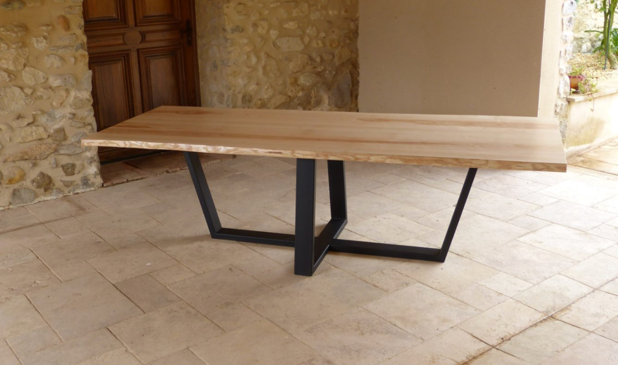 Table à manger frêne pieds mikado